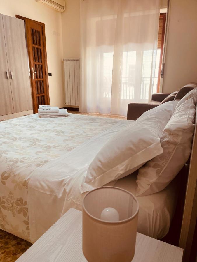 ساليرنو B&B Stella In Centro المظهر الخارجي الصورة